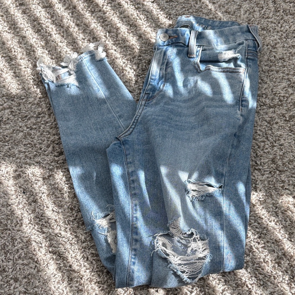 American Eagle Outfitters Light Blue Jeans